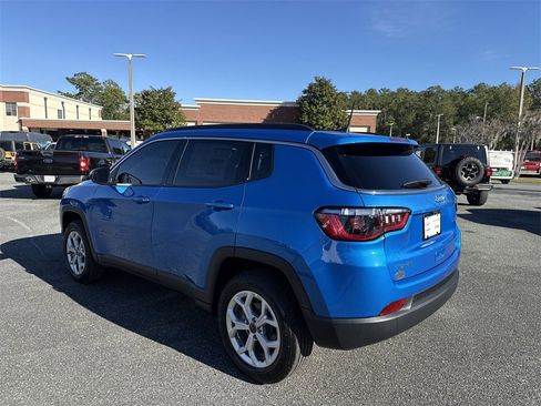 New 2026 Jeep Compass Latitude image 4