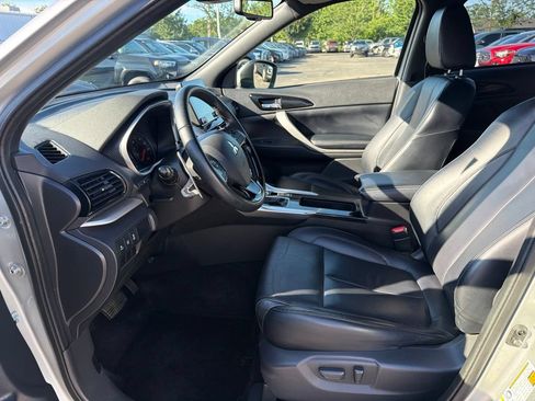 Used 2023 Mitsubishi Eclipse Cross SEL AWD/4WD image 6