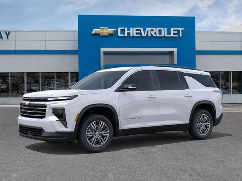 New 2026 Chevrolet Traverse LT w/ Driver Confidence Package image 35