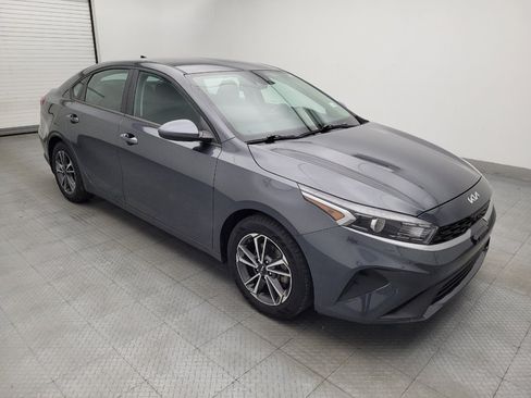 Used 2022 Kia Forte LXS FWD image 13