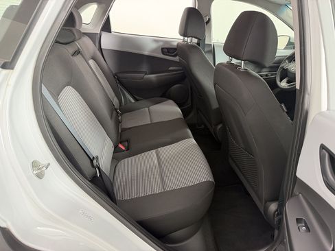 Used 2019 Hyundai Kona SE AWD/4WD image 28