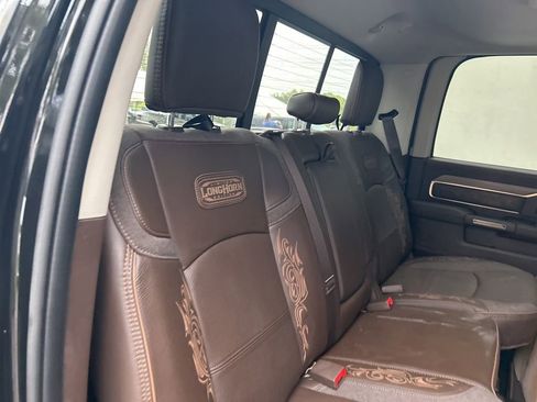 Used 2025 RAM 2500 Limited image 32