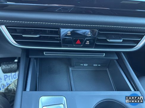 Used 2024 Volkswagen Atlas Cross Sport SE image 69