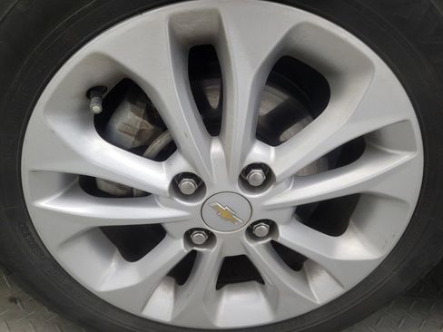 Used 2019 Chevrolet Spark LT FWD image 31