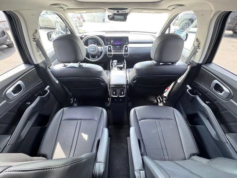 Used 2023 Kia Sorento SX AWD/4WD image 24