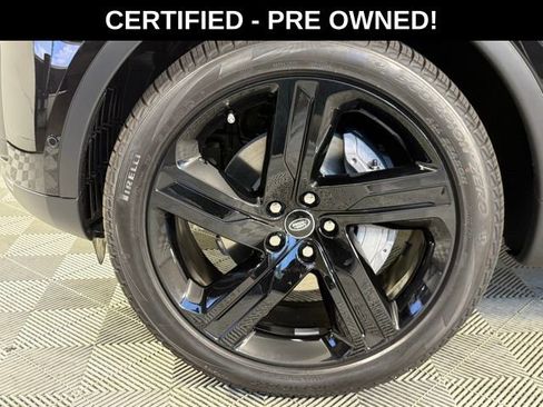 Certified 2025 Land Rover Discovery S AWD/4WD image 10