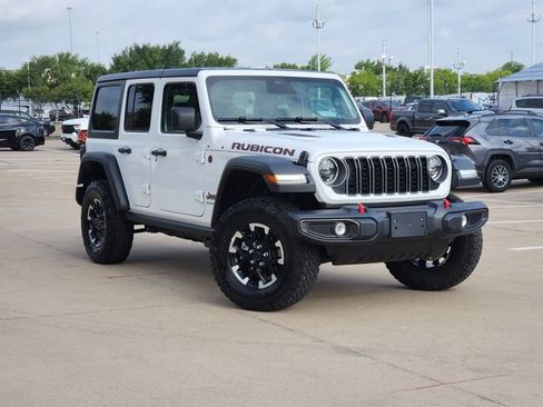 Used 2026 Jeep Wrangler Unlimited Rubicon AWD/4WD image 2