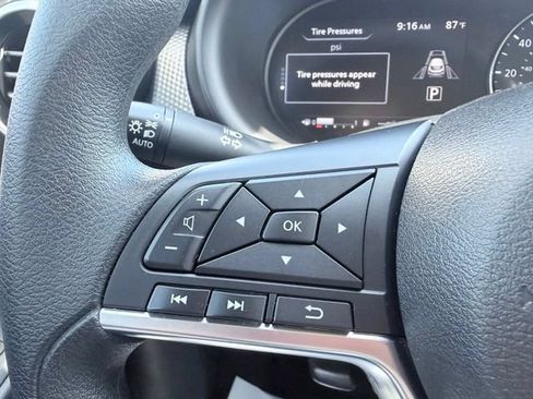 Certified 2024 Nissan Kicks SV FWD image 10