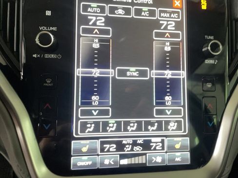 Used 2025 Subaru Legacy Premium AWD/4WD image 10