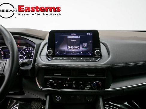 Used 2023 Nissan Rogue S AWD/4WD image 12