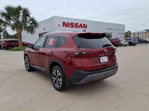 Used 2021 Ford Expedition XLT image 22