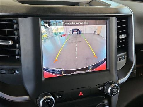 Used 2021 RAM 1500 Big Horn RWD image 13