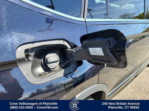 Used 2020 Volkswagen Tiguan SEL Premium R-Line w/ 3rd Row Seat Package AWD/4WD image 33