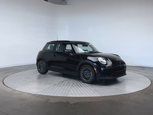 New 2026 MINI Cooper S image 2
