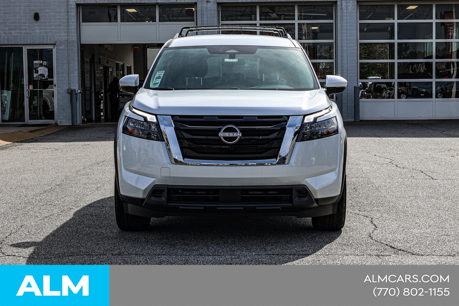 Certified 2025 Nissan Pathfinder SV FWD image 11