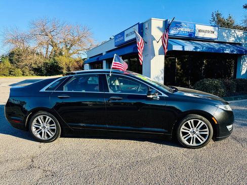 Used 2013 Lincoln MKZ image 14