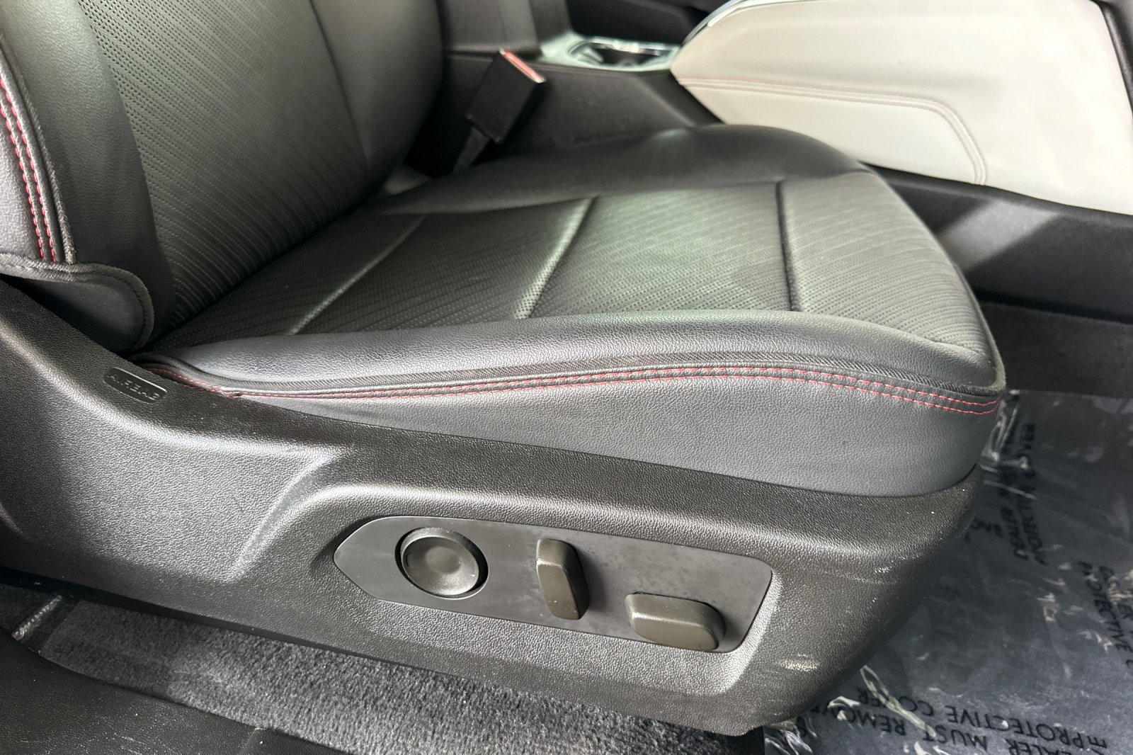 Certified 2024 GMC Canyon AT4X AWD/4WD image 23