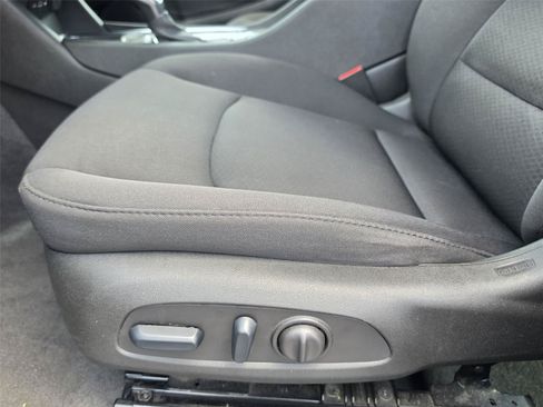 Used 2024 Chevrolet Malibu LT FWD image 17