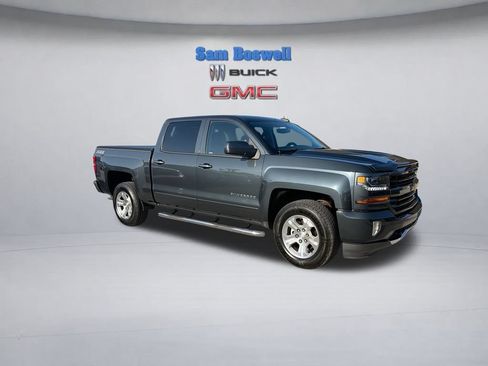 Used 2017 Chevrolet Silverado 1500 LT w/ All Star Edition AWD/4WD image 3