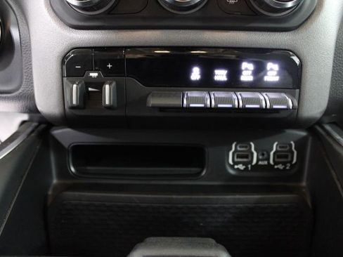 Used 2020 RAM 1500 Big Horn AWD/4WD image 50