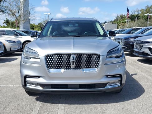 Certified 2020 Lincoln Aviator Reserve image 2