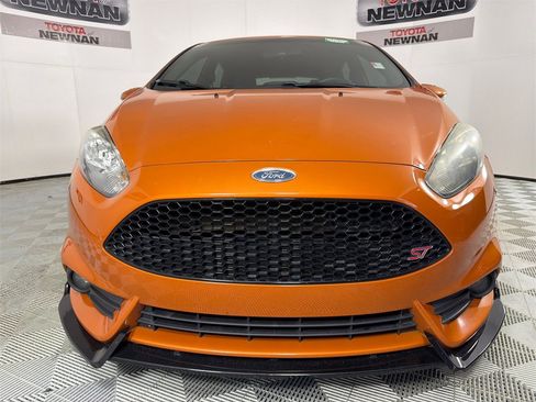 Used 2018 Ford Fiesta ST w/ ST Recaro Package image 9