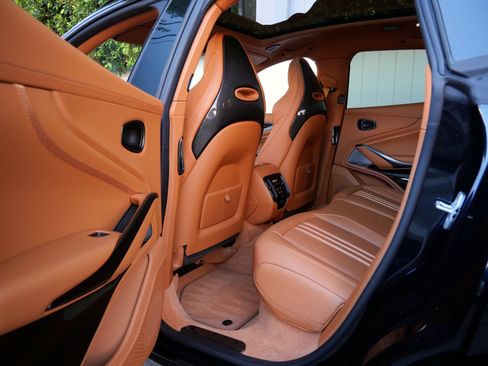 Used 2026 Aston Martin DBX 707 AWD/4WD image 21