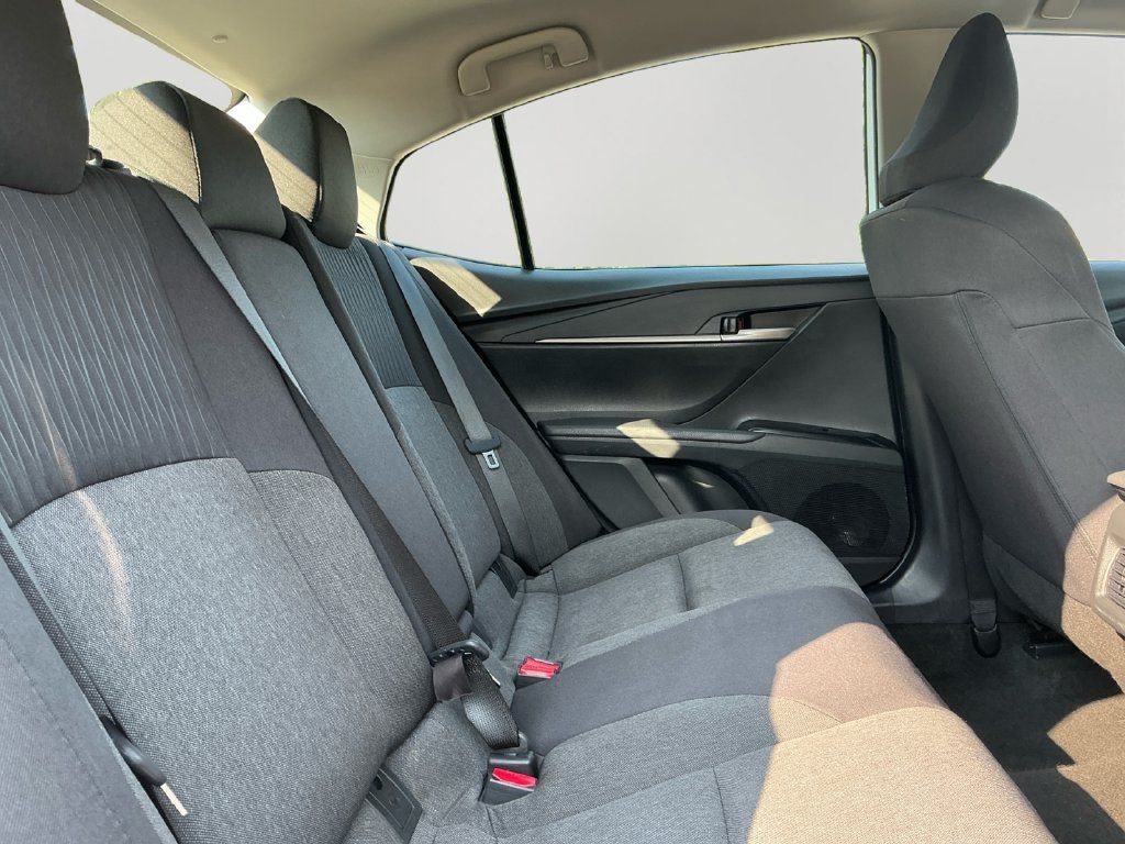 Used 2025 Toyota Camry LE FWD image 13