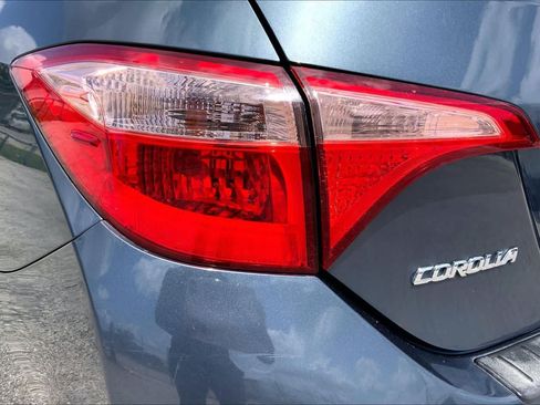 Used 2018 Toyota Corolla LE FWD image 28
