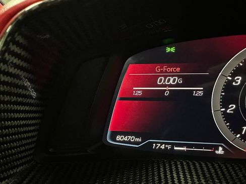 Used 2023 Chevrolet Corvette Stingray Premium Cpe w/ Z51 Performance Package RWD image 23