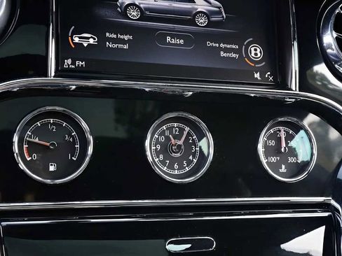 Used 2017 Bentley Mulsanne image 15