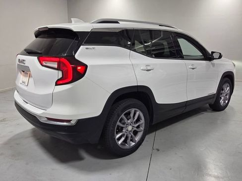 Used 2023 GMC Terrain SLT FWD image 13