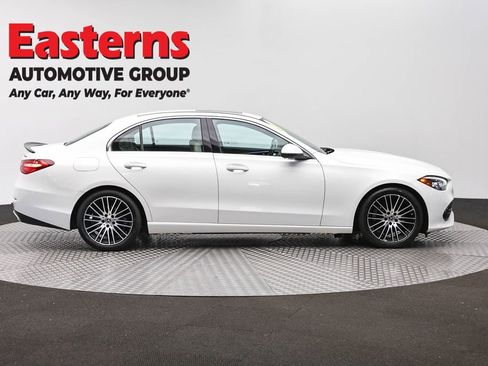 Used 2023 Mercedes-Benz C 300 4MATIC Sedan image 4
