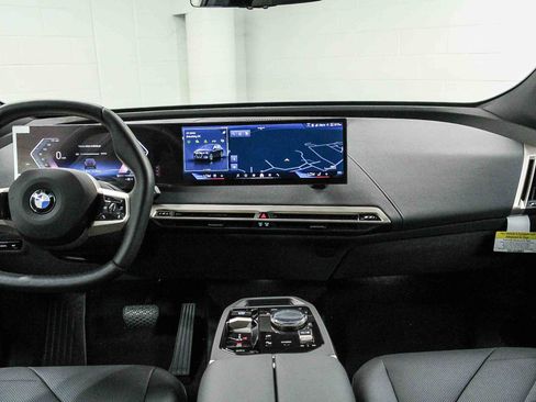 New 2026 BMW iX xDrive60 image 13