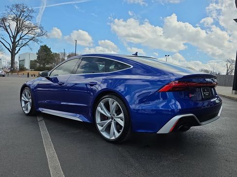 Used 2023 Audi RS 7 4.0T image 3