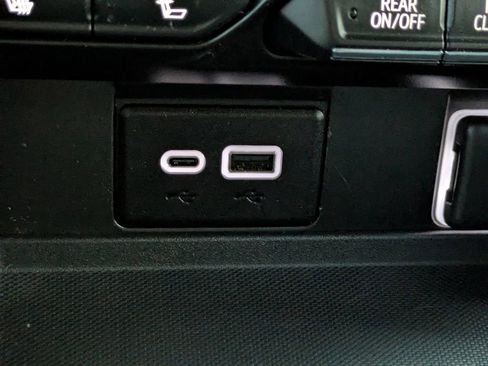 Used 2024 Chevrolet Tahoe RST w/ Luxury Package image 24