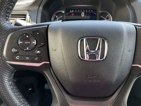 Used 2023 Honda Passport EX-L image 16