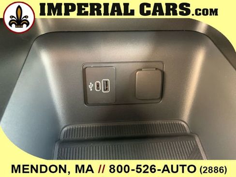 New 2026 Ford Explorer ST-Line w/ ST-Line Street Pack image 24