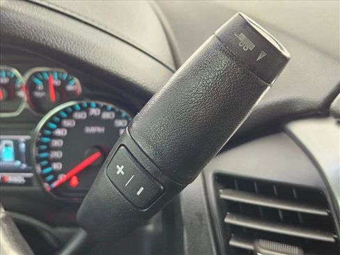Used 2019 Chevrolet Tahoe Premier RWD image 12