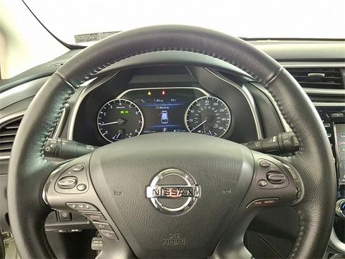 Used 2022 Nissan Murano SV w/ SV Midnight Edition Package image 18
