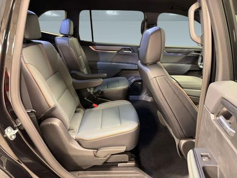 Used 2026 GMC Acadia AT4 AWD/4WD image 29