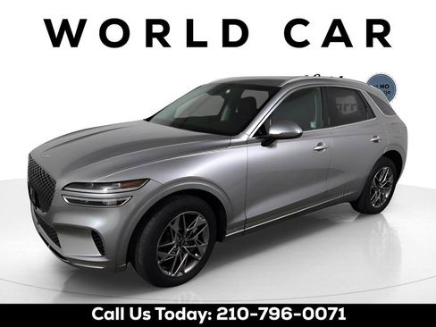 Used 2025 Genesis GV70 2.5T image 3