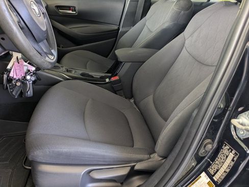 Used 2020 Toyota Corolla LE FWD image 11