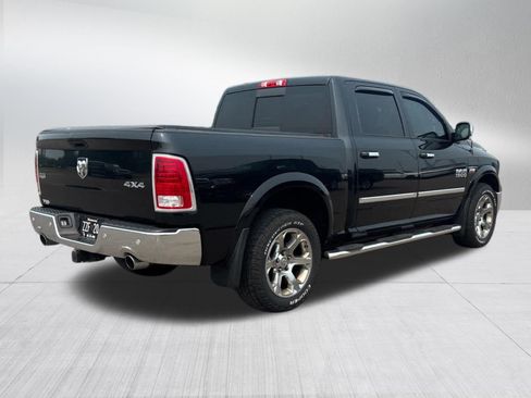 Used 2017 RAM 1500 Laramie w/ Convenience Group AWD/4WD image 3