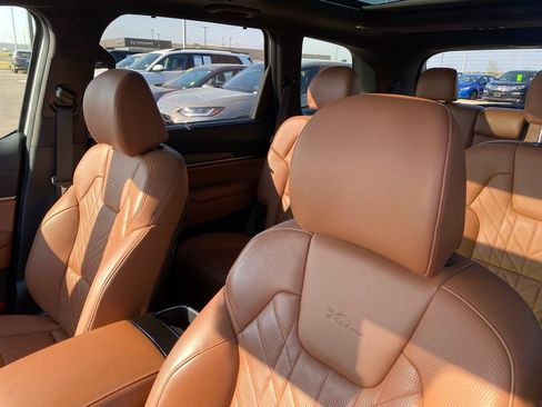 Used 2025 Kia Telluride SX Prestige X-Line image 23