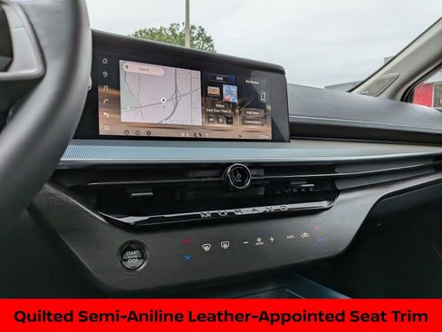 Certified 2025 Nissan Murano Platinum w/ Cargo Package AWD/4WD image 22