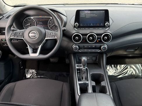 Used 2024 Nissan Sentra SV image 15
