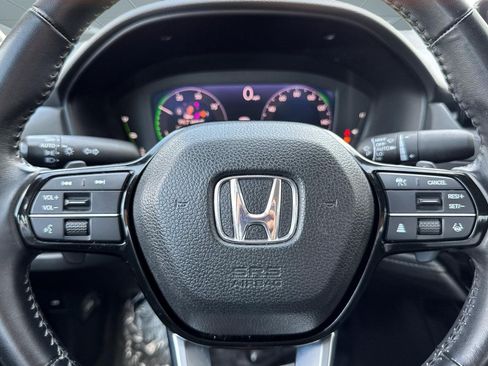 Used 2023 Honda Accord Touring image 11