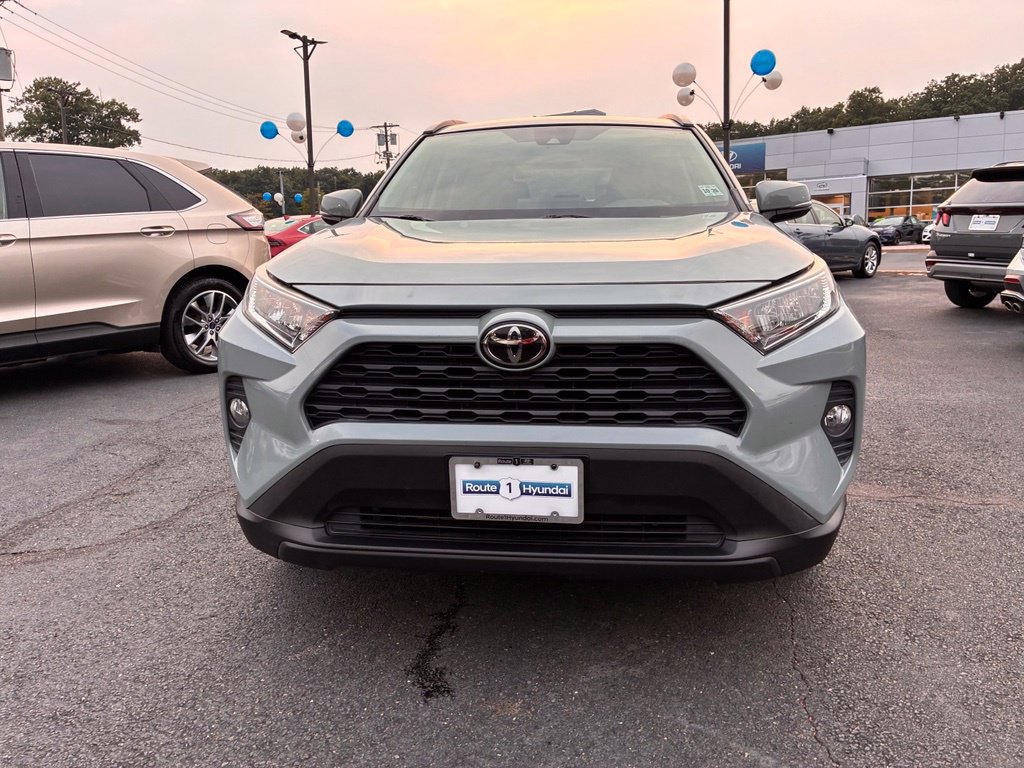 Used 2021 Toyota RAV4 XLE FWD image 2