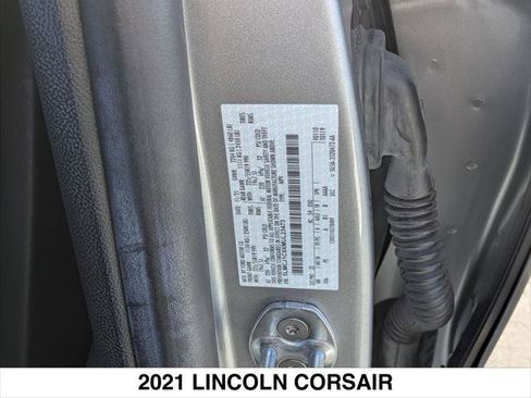 Used 2021 Lincoln Corsair FWD w/ Premium Package image 26